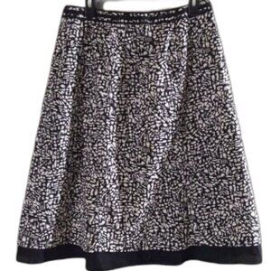 5/$25 SALE! Christopher & Banks Black White Abstract A-Line Skirt Size 10